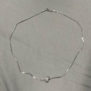 Beautiful necklace *used once*